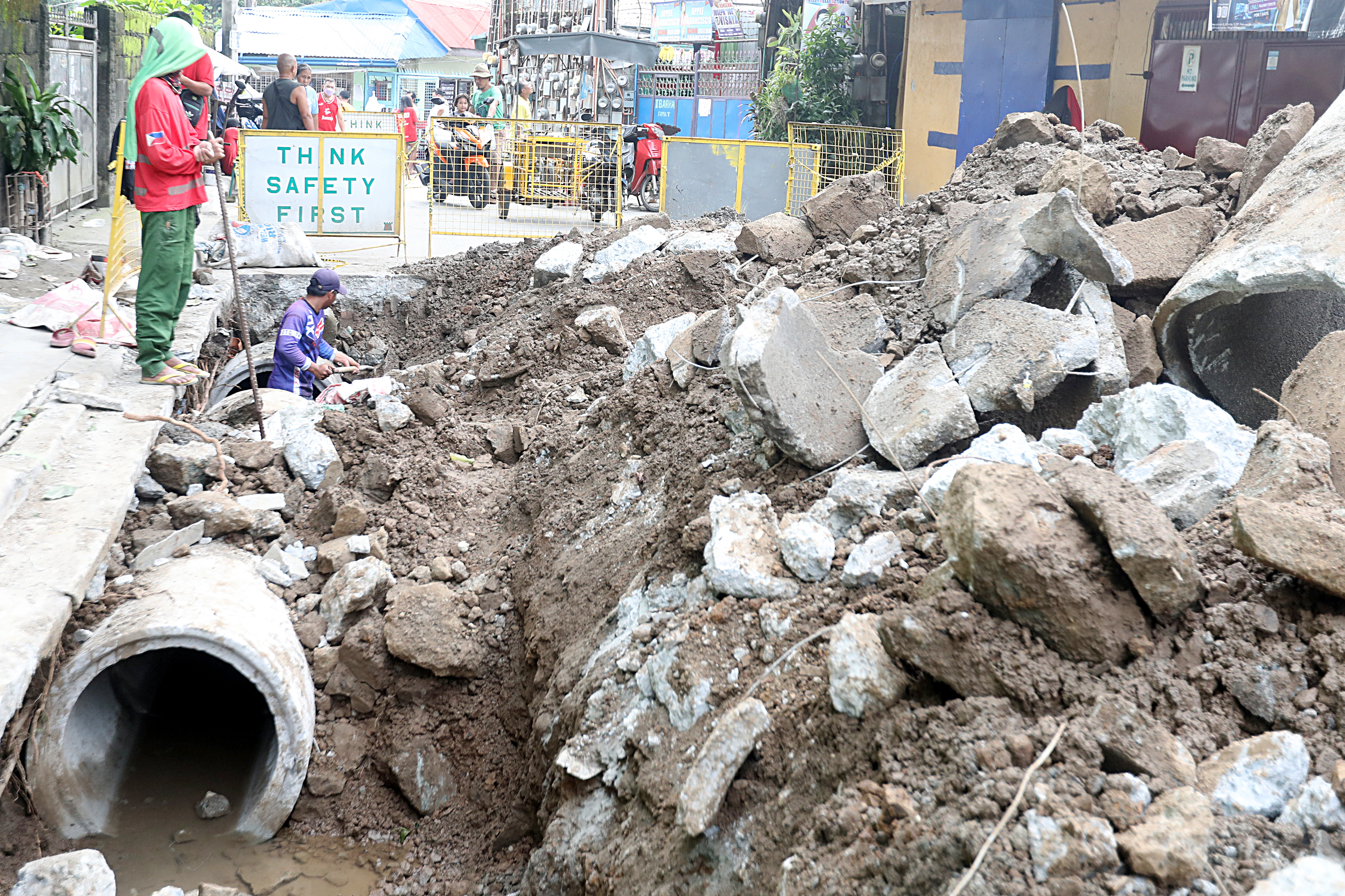 Philippines – Drainage pipe rehabilitation